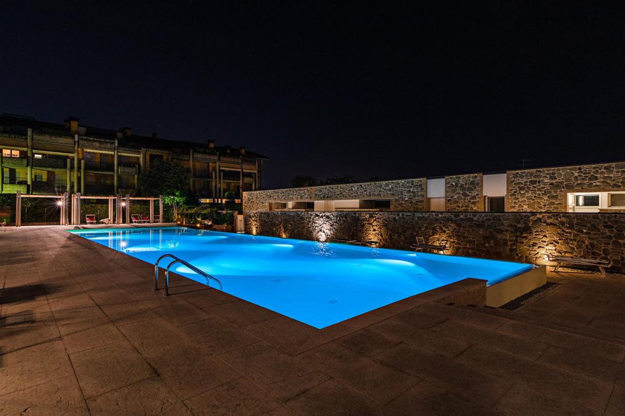 Warda C11 Apartment By Wonderful Italy Desenzano del Garda Kültér fotó